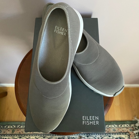 Eileen Fisher Hug Platform Slip-Ons - Picture 4 of 8